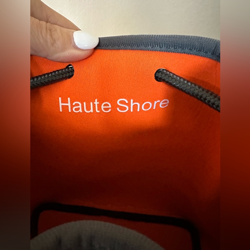 Haute Shore - Zoe Safari Bucket Bag - Picture 5 of 5